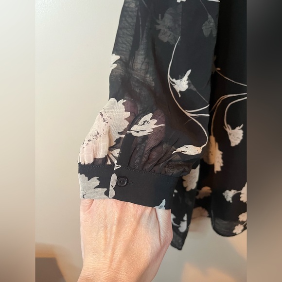 Le Lis Black Floral Long Sleeve Cold Shoulder Mini Dress - Picture 3 of 7